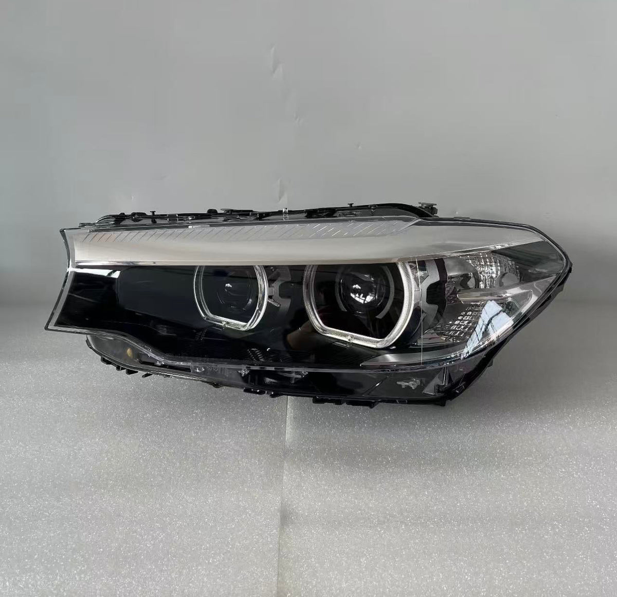 BMW G30 G31 AFS HEADLIGHTS WITH ALL MODULES FOR US MARKET